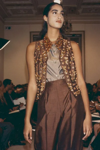 Look 9